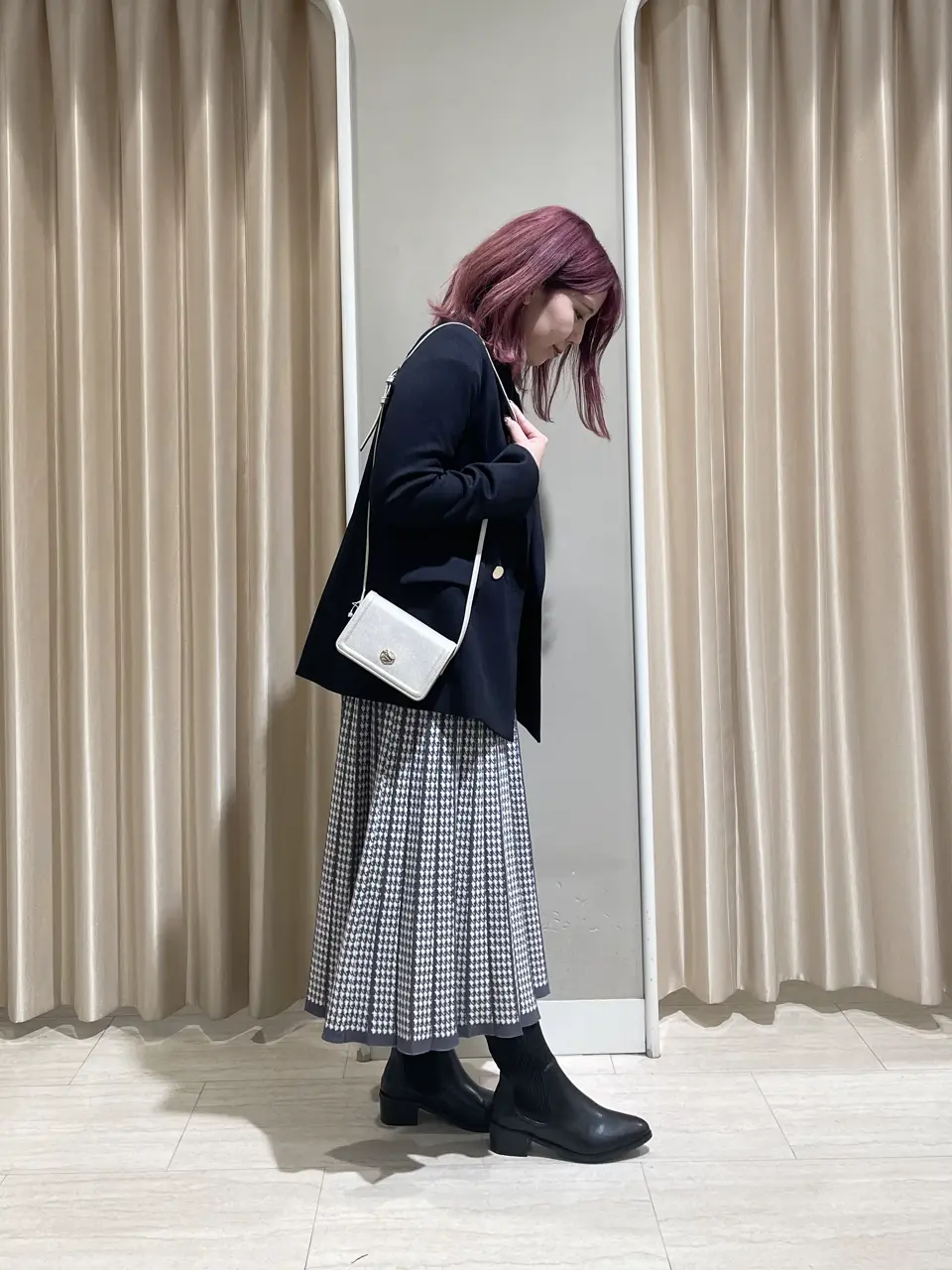 ANY 柄澤 コーディネート画像