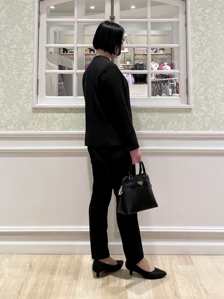 ANY SIS MIKA コーディネート画像