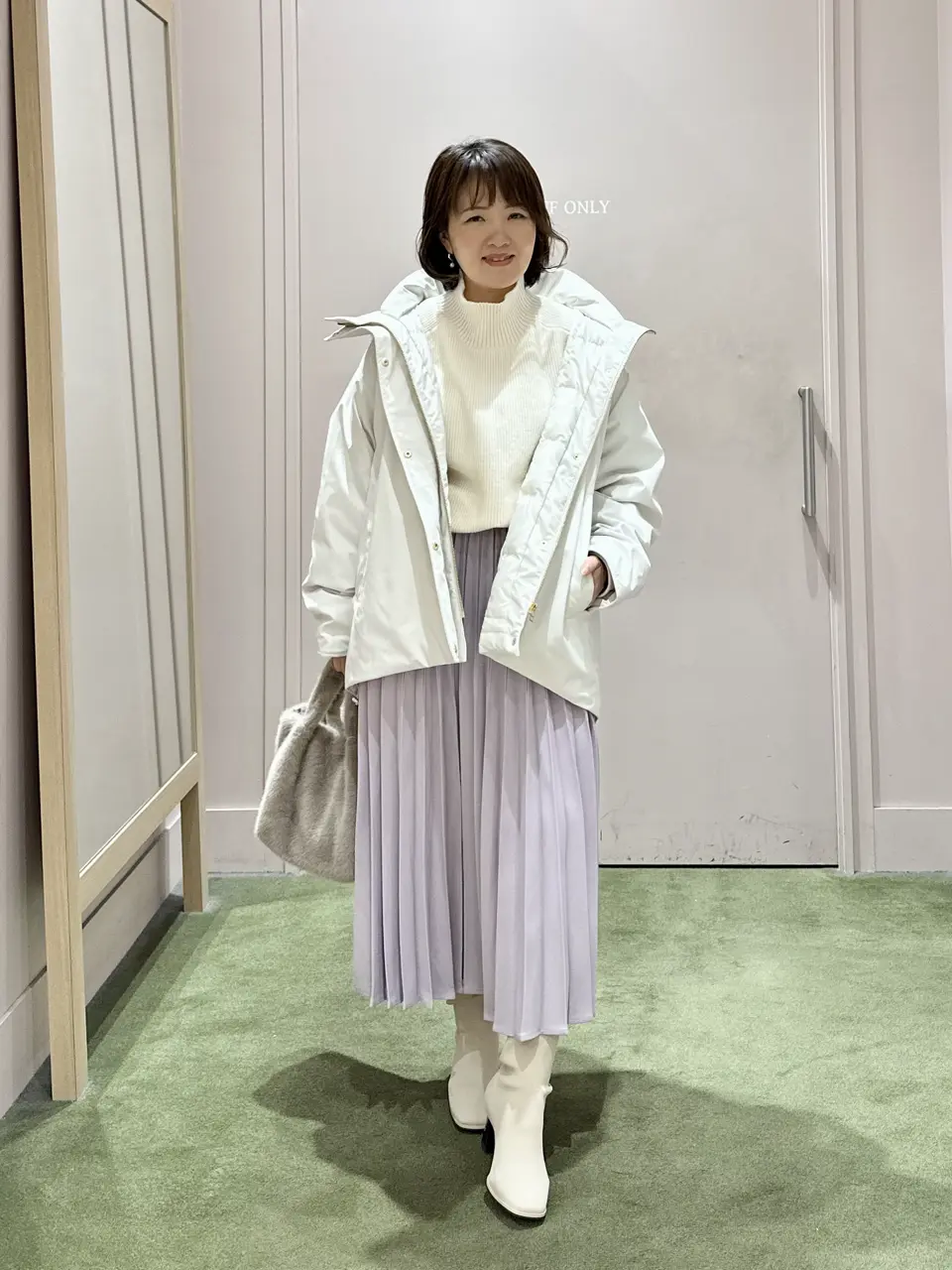 ANY フジコ コーディネート画像