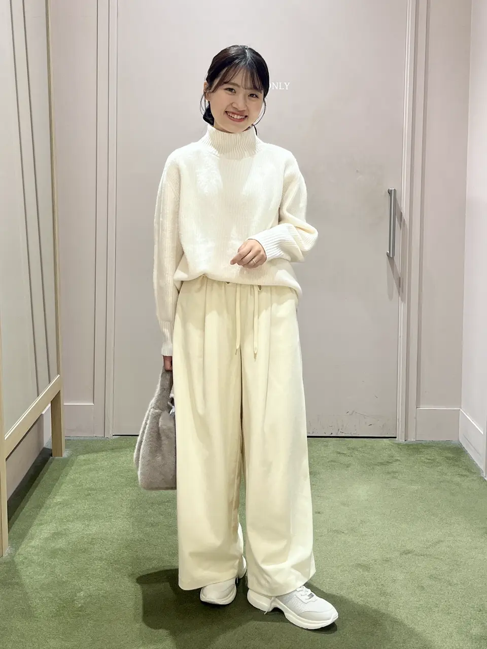 ANY 今堀 コーディネート画像