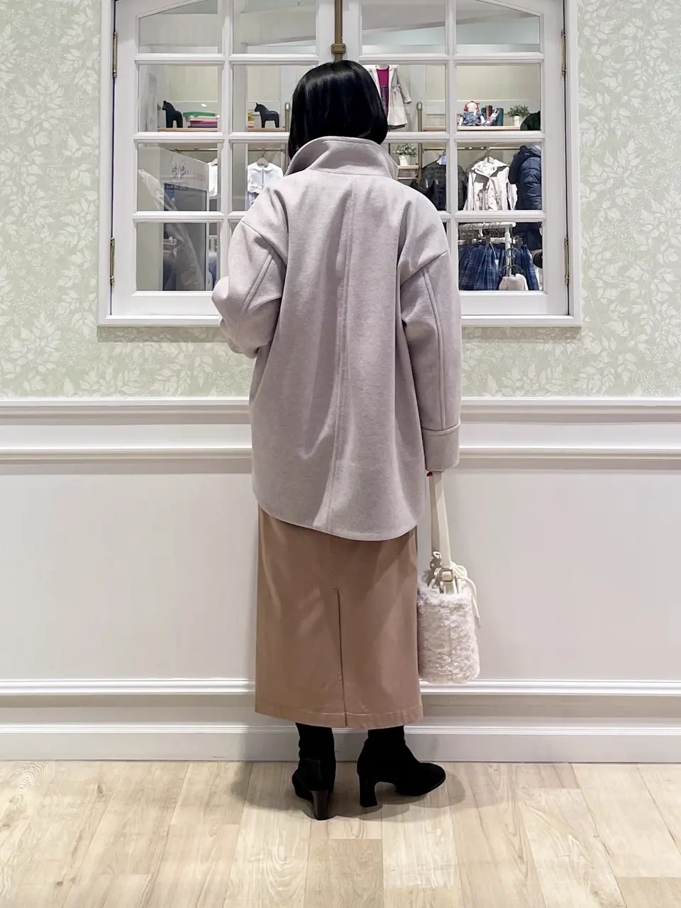 ANY MIKA コーディネート画像