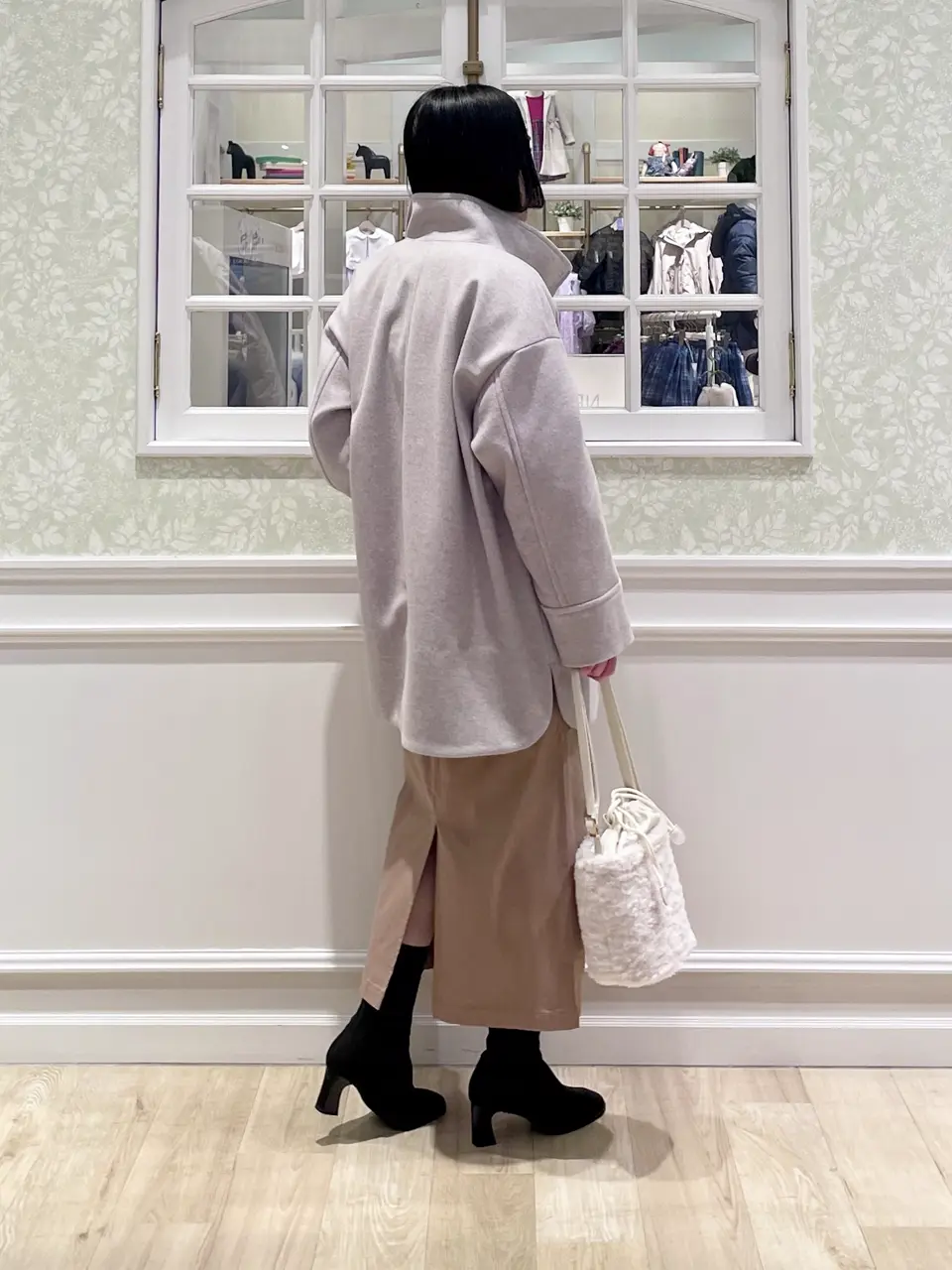 ANY MIKA コーディネート画像