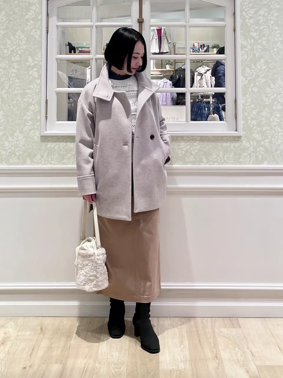 ANY MIKA コーディネート画像