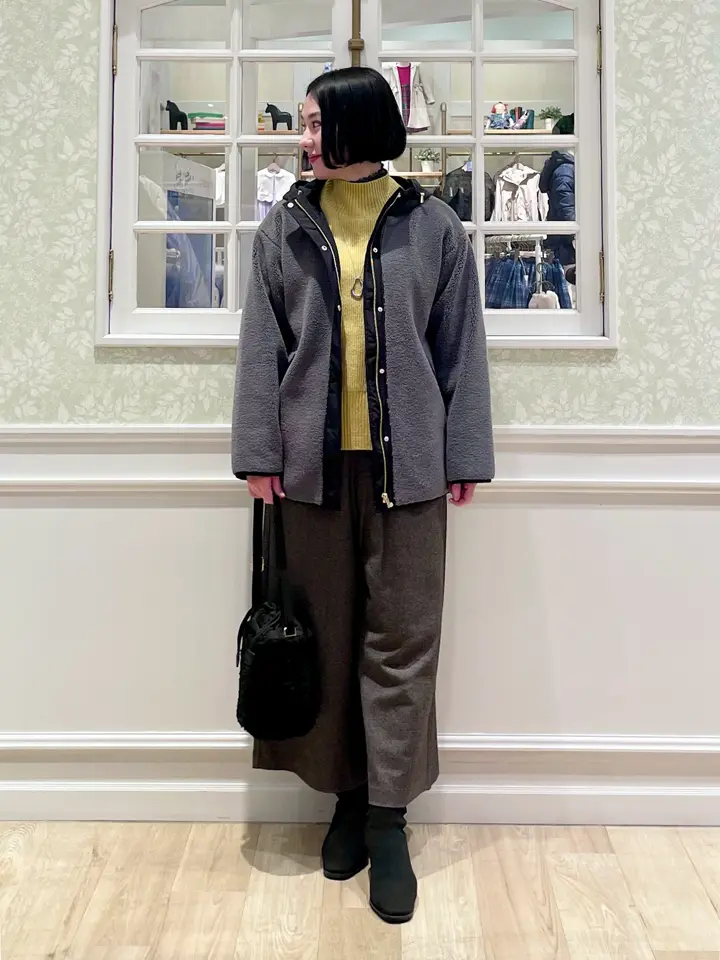 ANY MIKA コーディネート画像