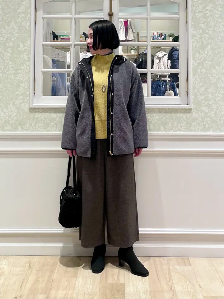 ANY MIKA コーディネート画像