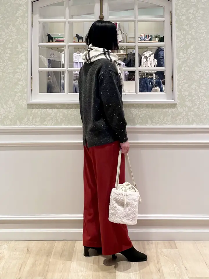 ANY MIKA コーディネート画像