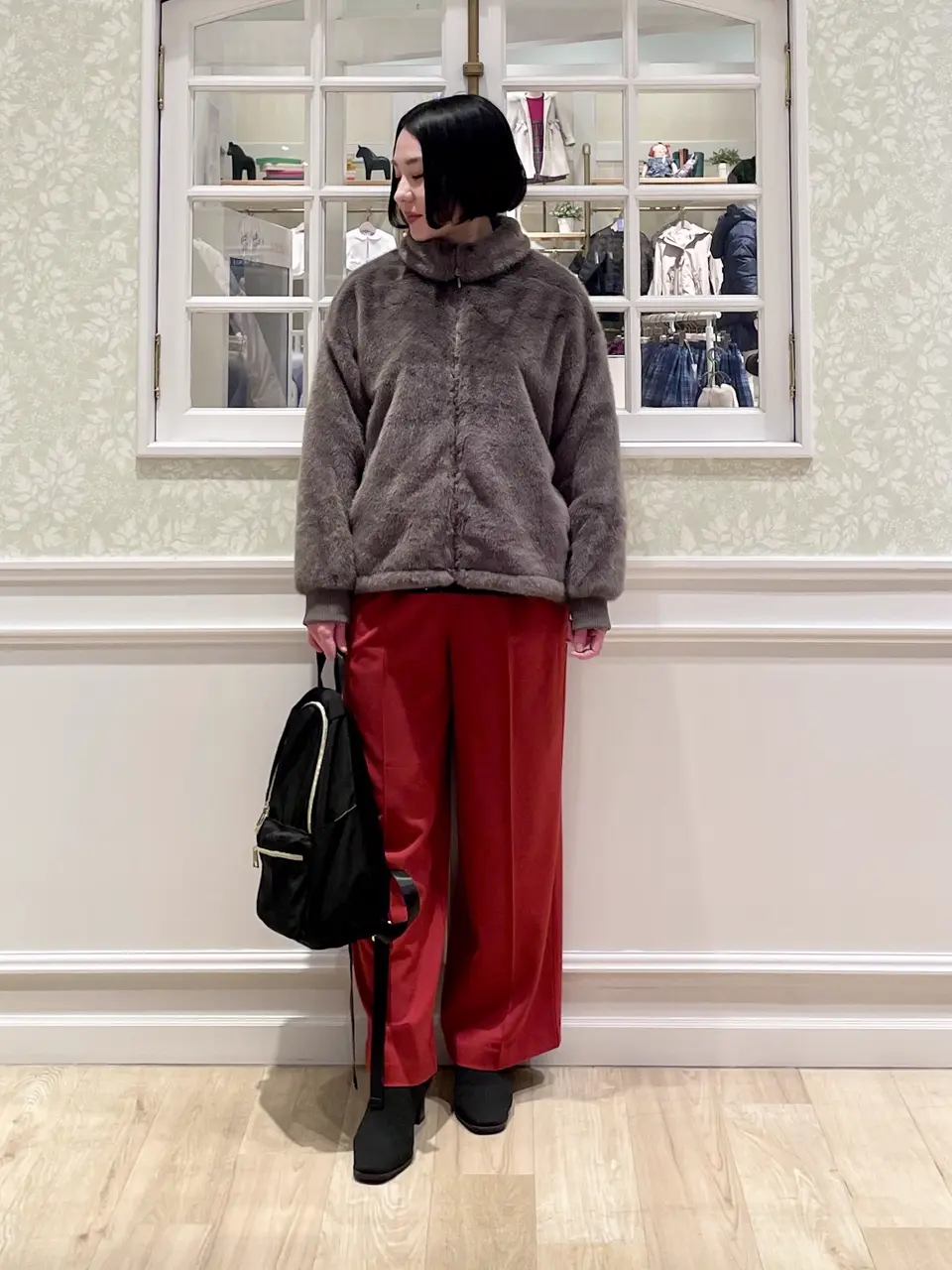 ANY MIKA コーディネート画像