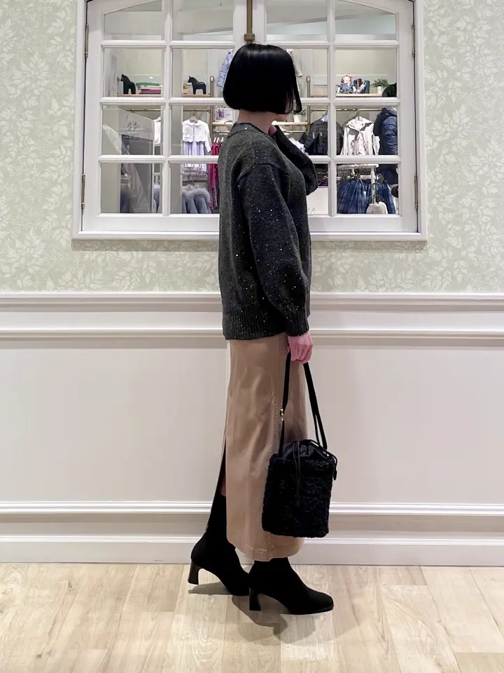 ANY MIKA コーディネート画像