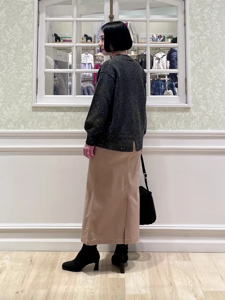 ANY MIKA コーディネート画像