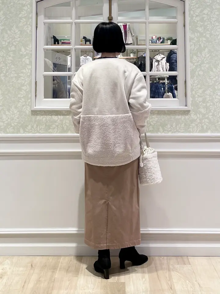 ANY MIKA コーディネート画像