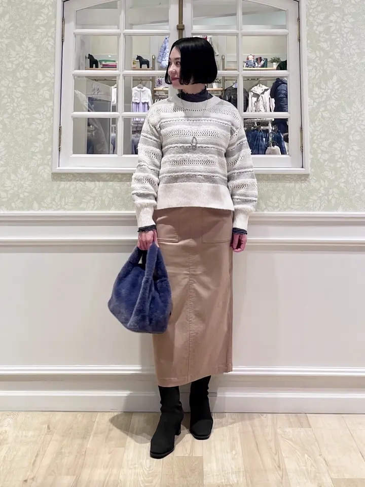 ANY MIKA コーディネート画像