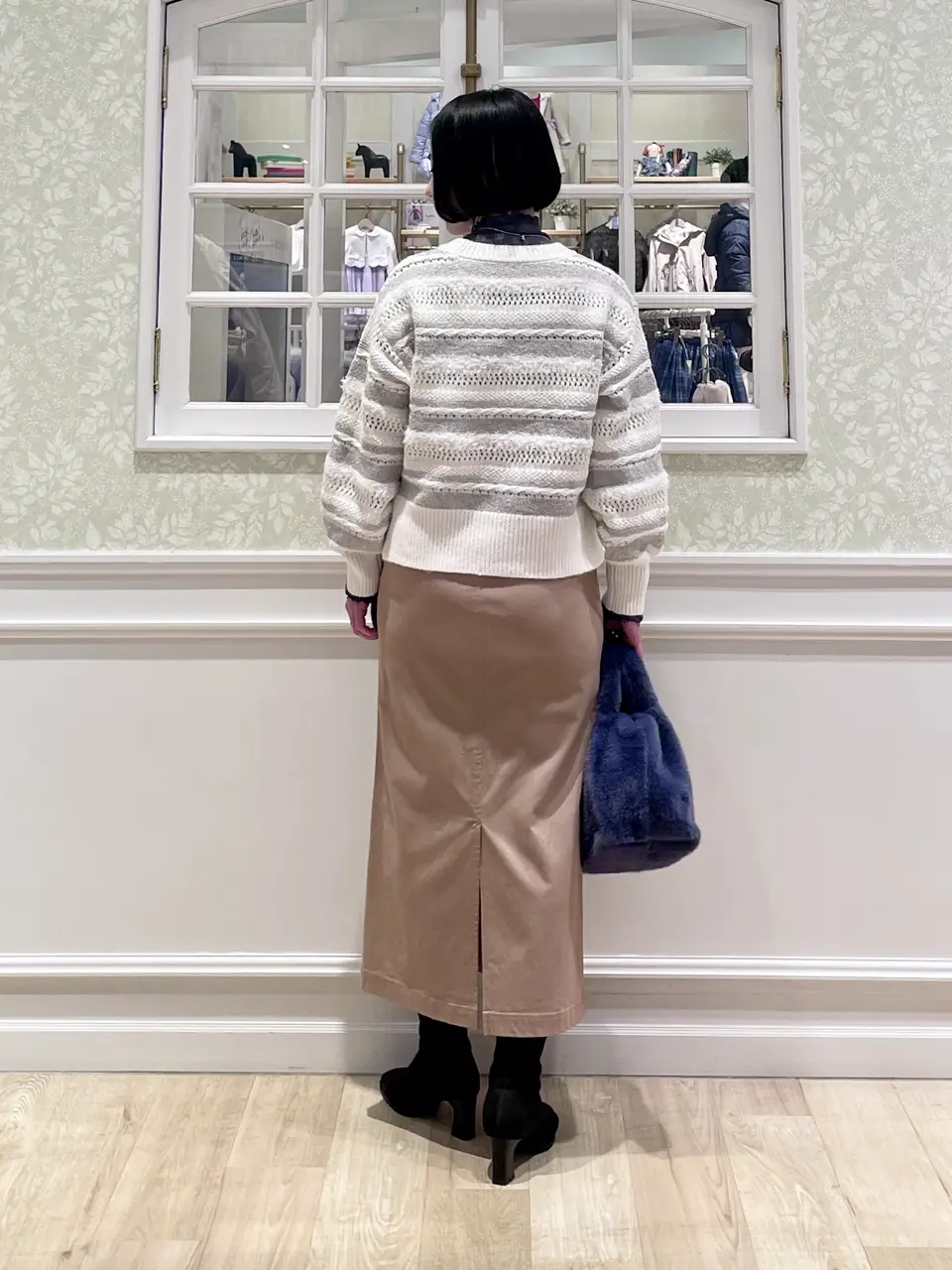 ANY MIKA コーディネート画像