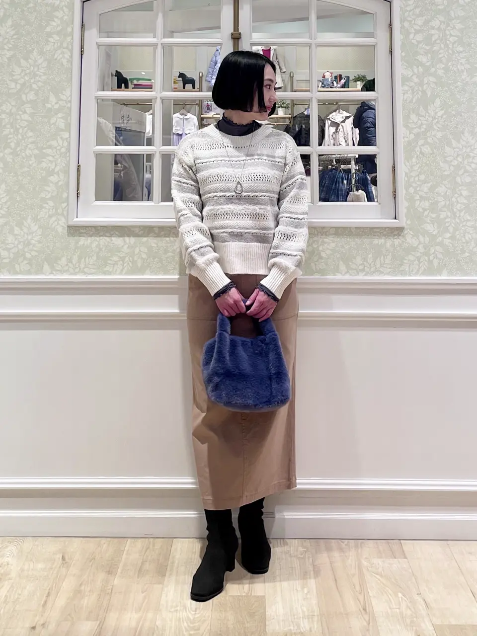 ANY MIKA コーディネート画像