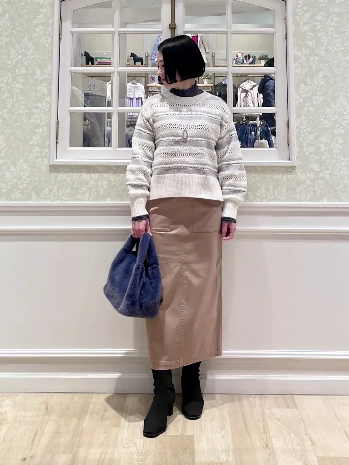 ANY MIKA コーディネート画像