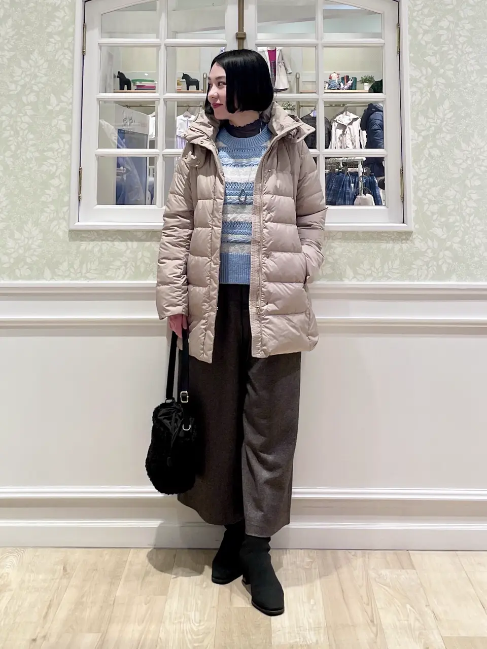 ANY MIKA コーディネート画像