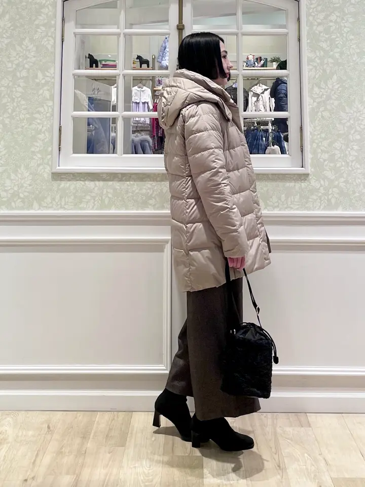 ANY MIKA コーディネート画像