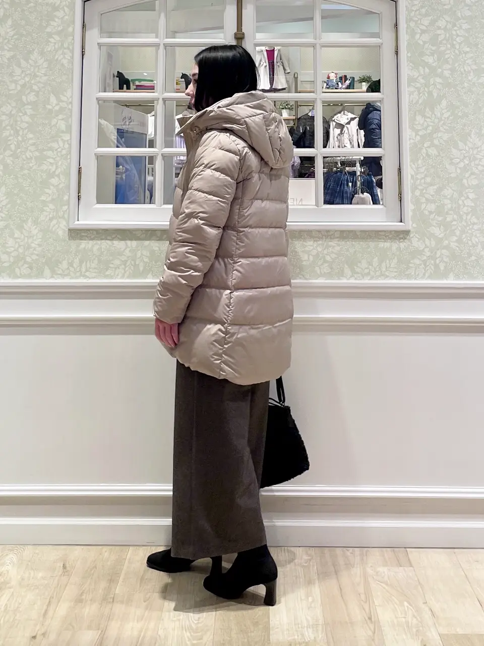 ANY MIKA コーディネート画像