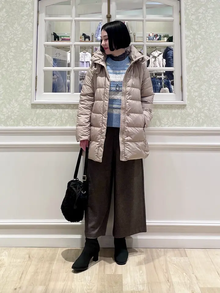 ANY MIKA コーディネート画像