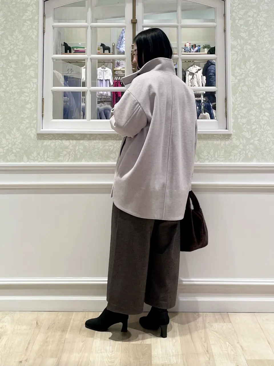 ANY MIKA コーディネート画像