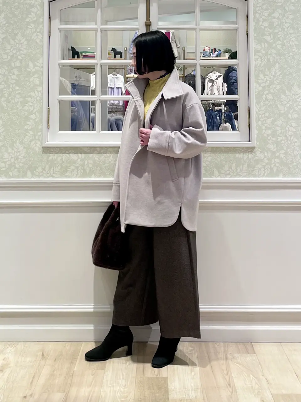 ANY MIKA コーディネート画像