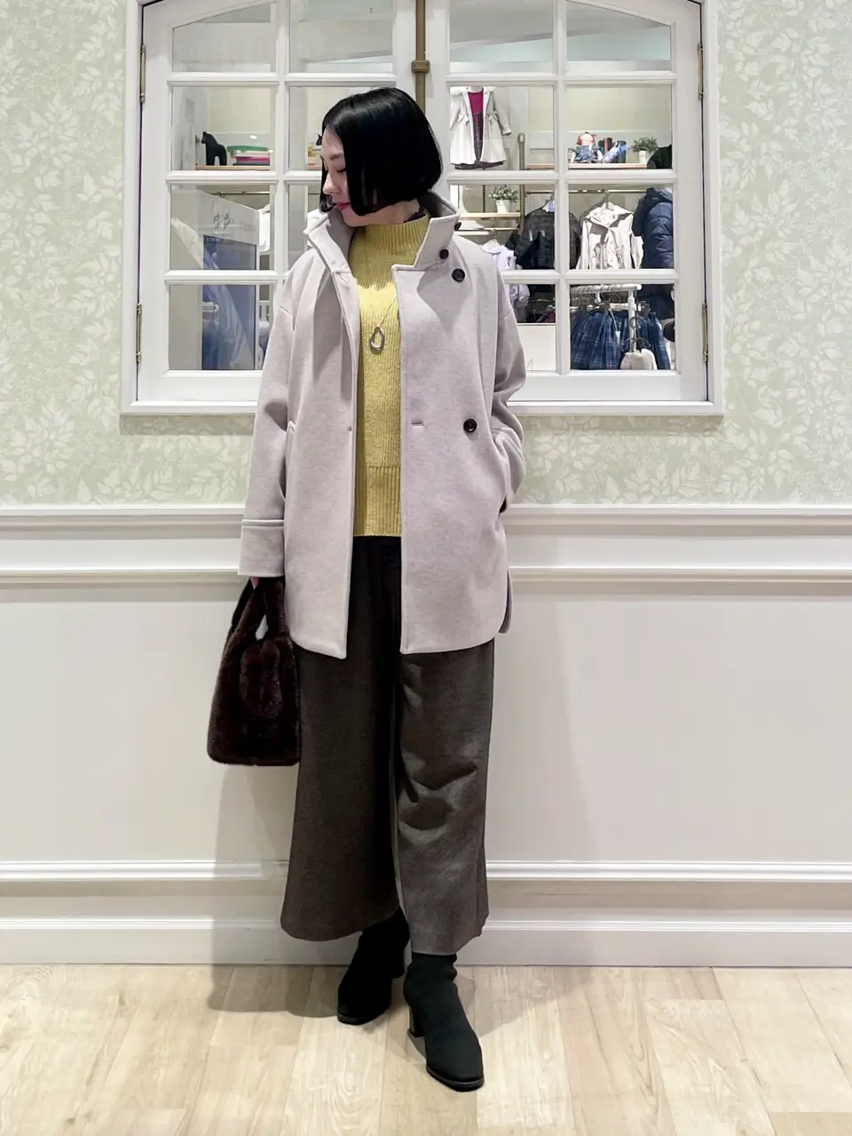 ANY MIKA コーディネート画像