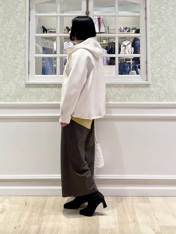 ANY MIKA コーディネート画像