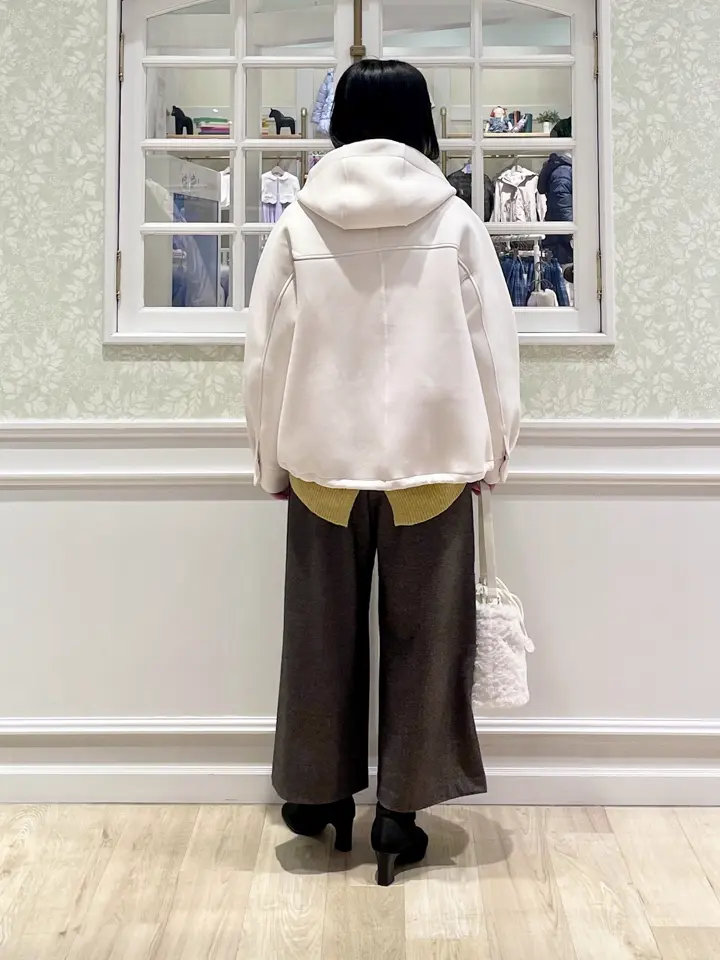 ANY MIKA コーディネート画像