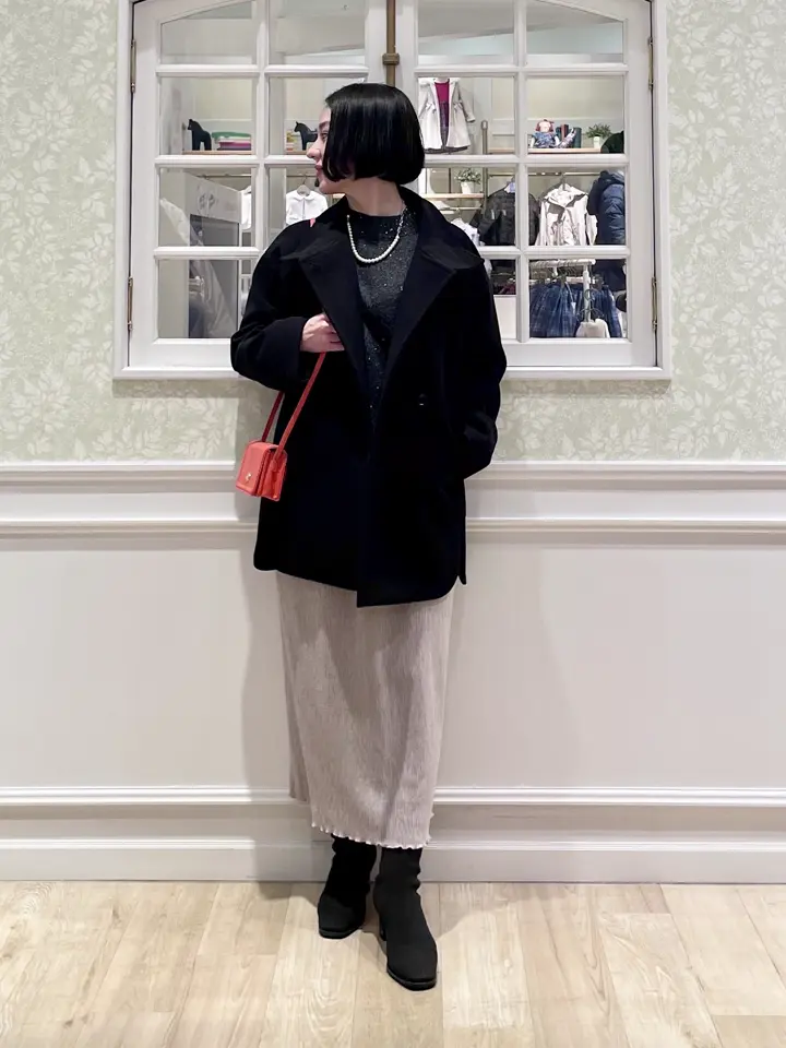 ANY MIKA コーディネート画像