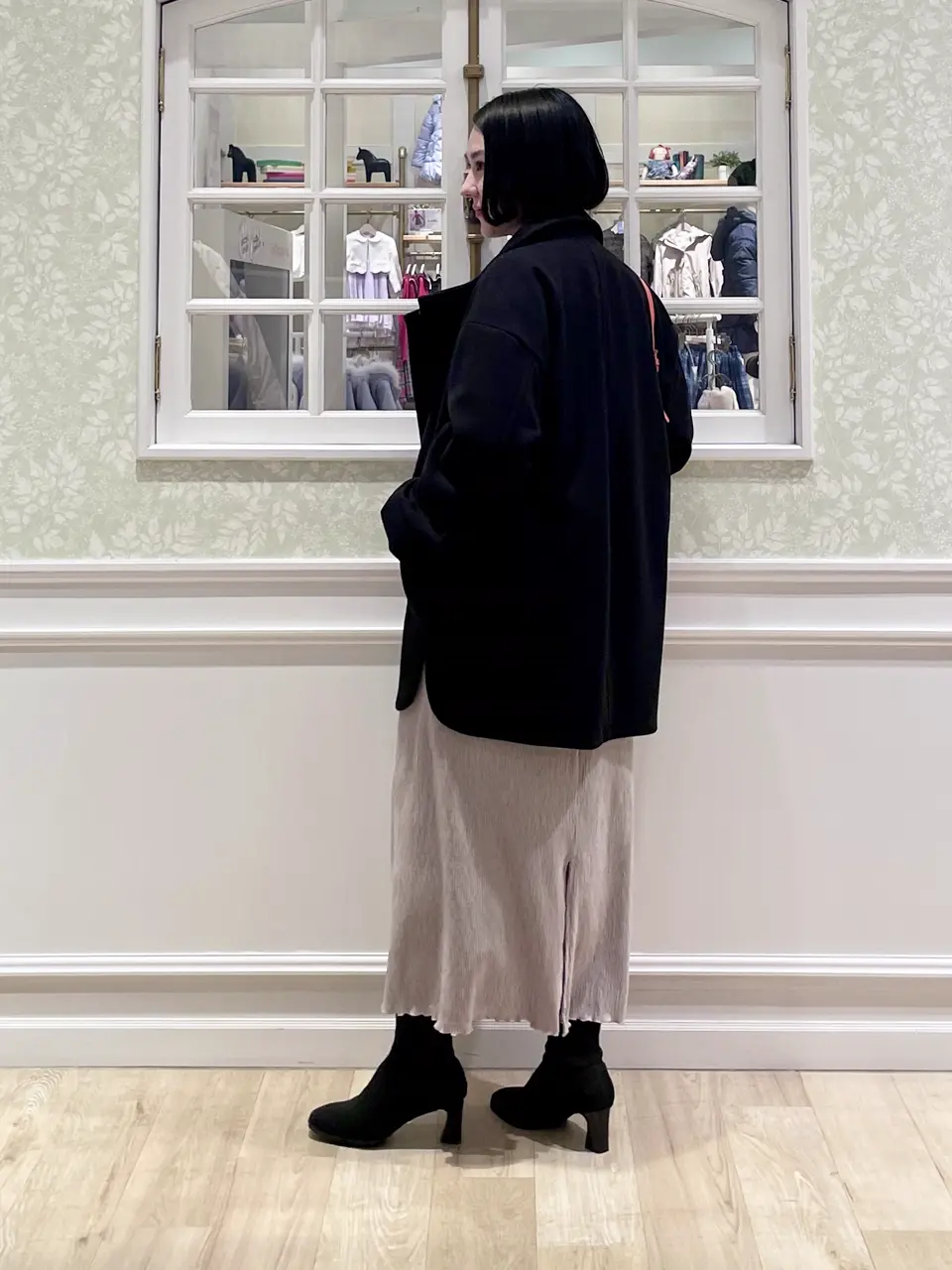 ANY MIKA コーディネート画像