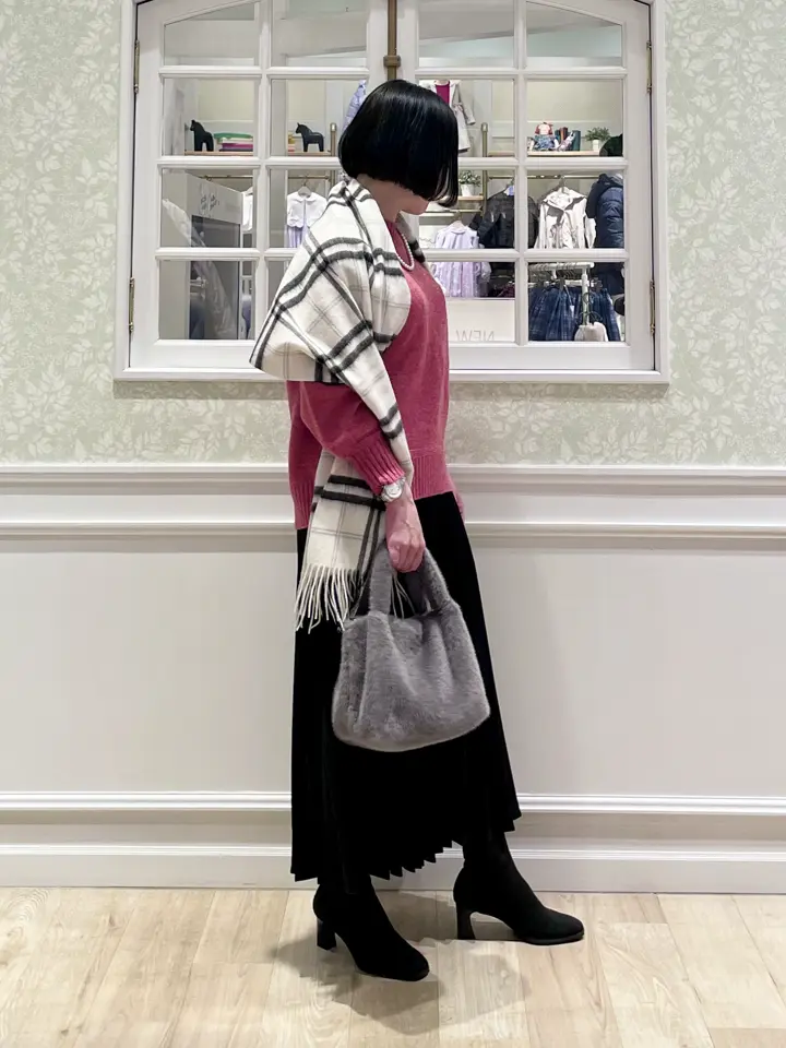 ANY MIKA コーディネート画像