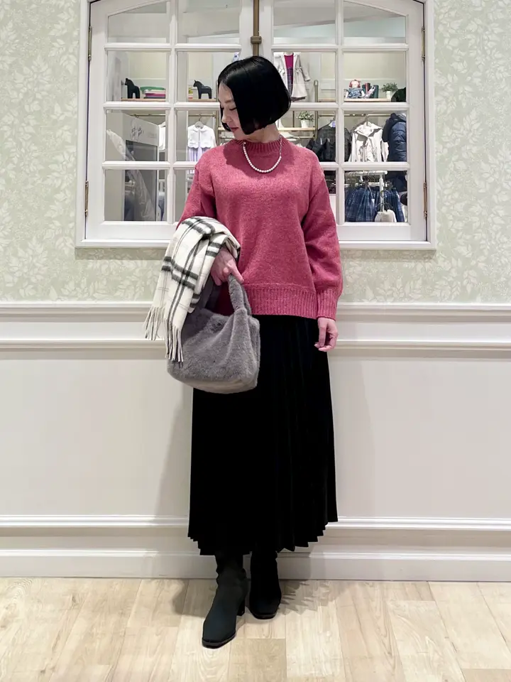 ANY MIKA コーディネート画像