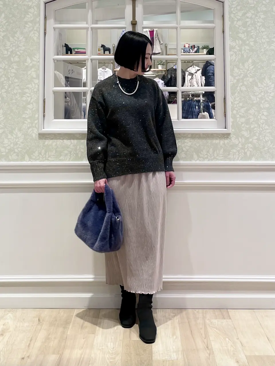  MIKA コーディネート画像