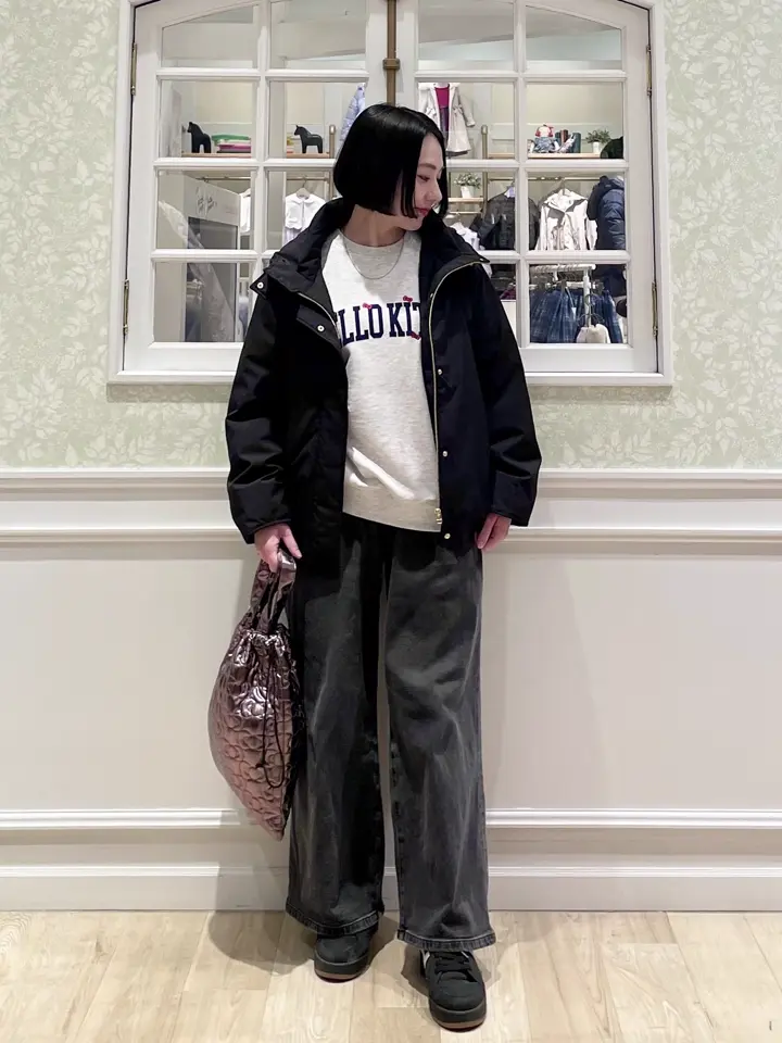 ANY MIKA コーディネート画像