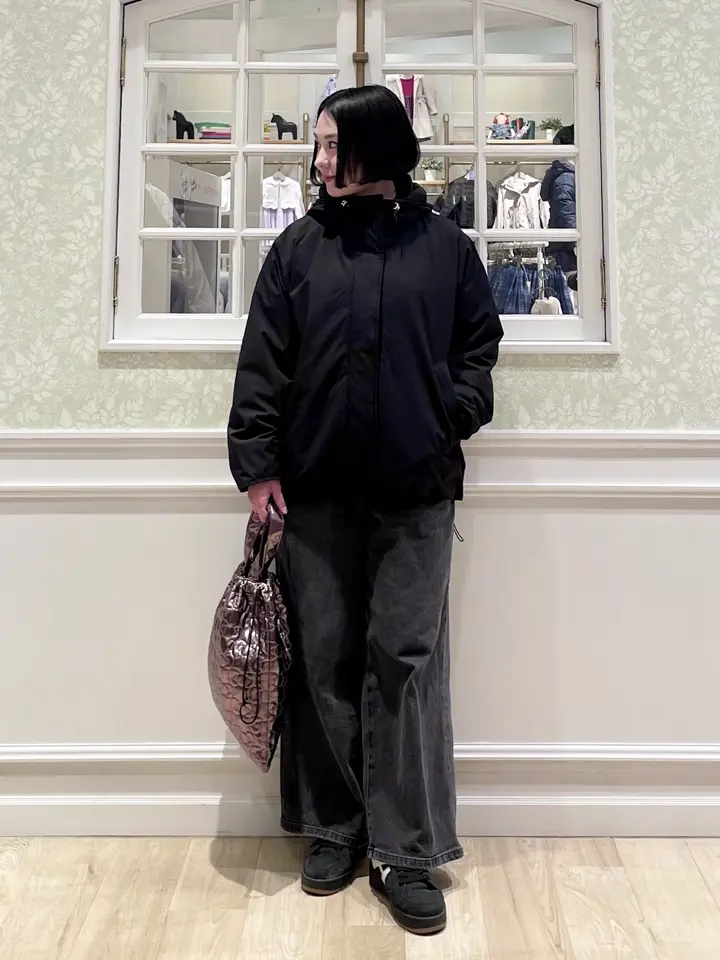 ANY MIKA コーディネート画像