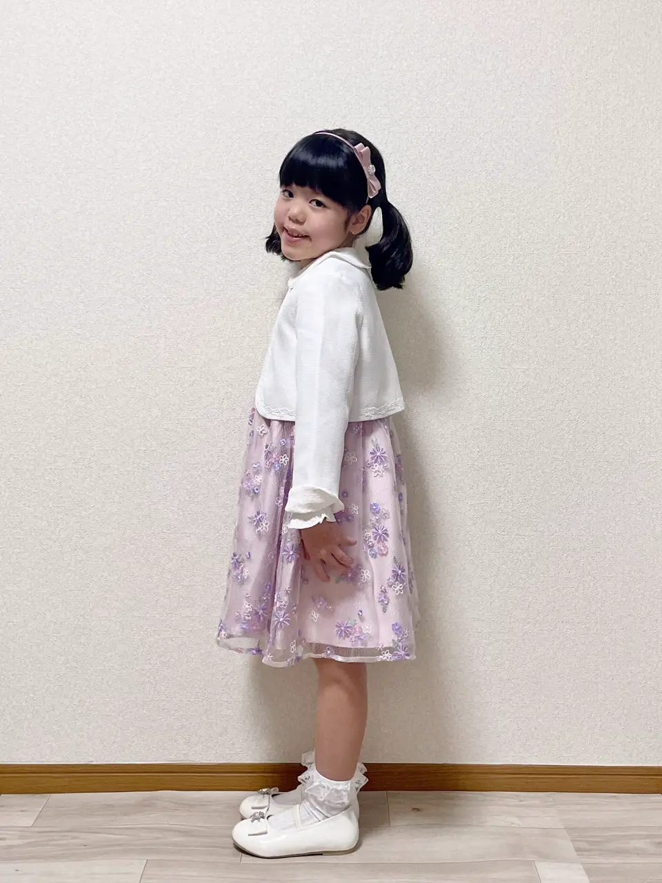 ANY MIKA コーディネート画像