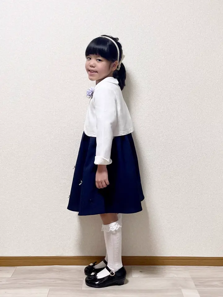 ANY MIKA コーディネート画像