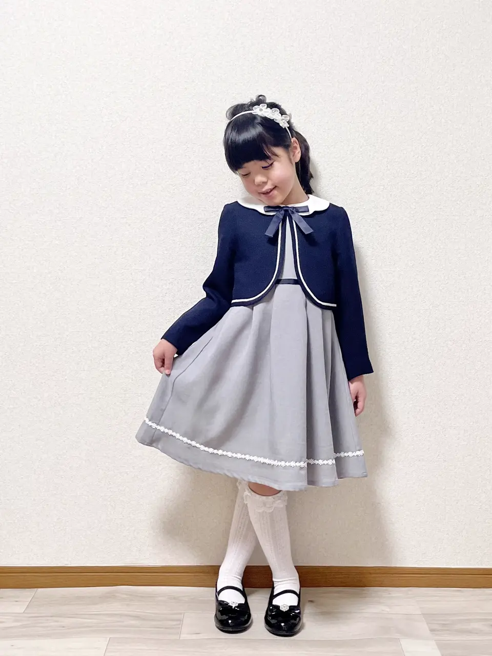  MIKA コーディネート画像