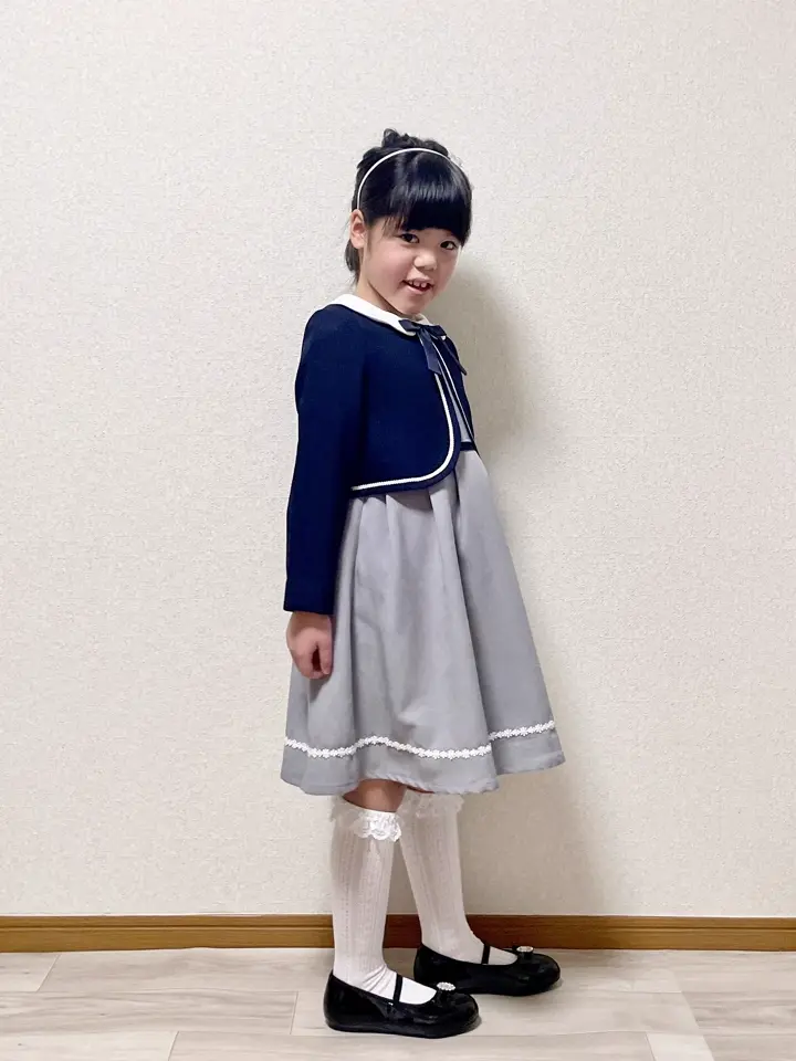 ANY MIKA コーディネート画像