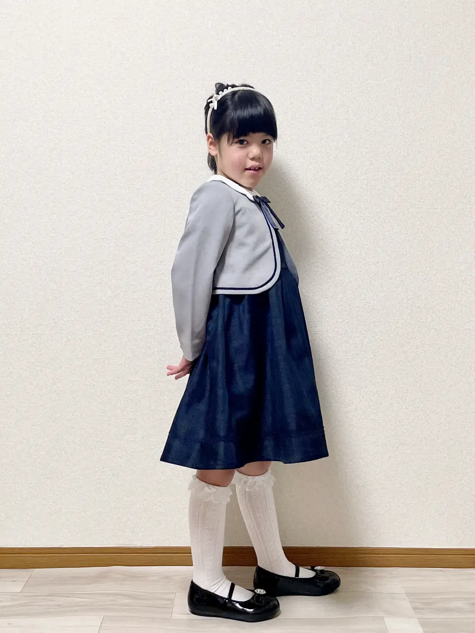 ANY MIKA コーディネート画像