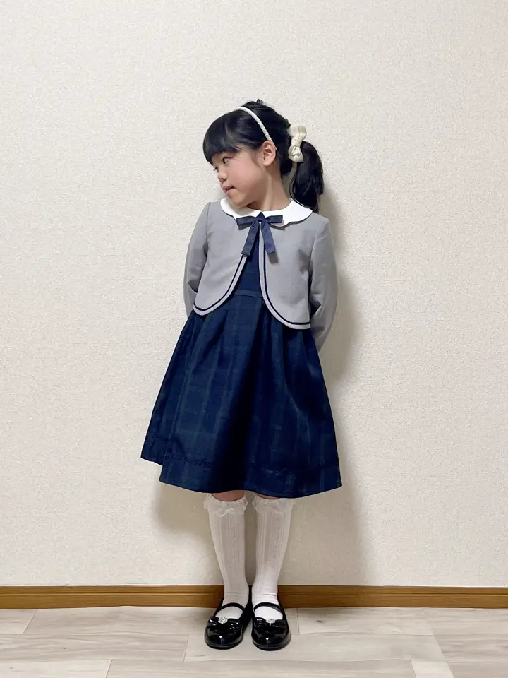 ANY MIKA コーディネート画像