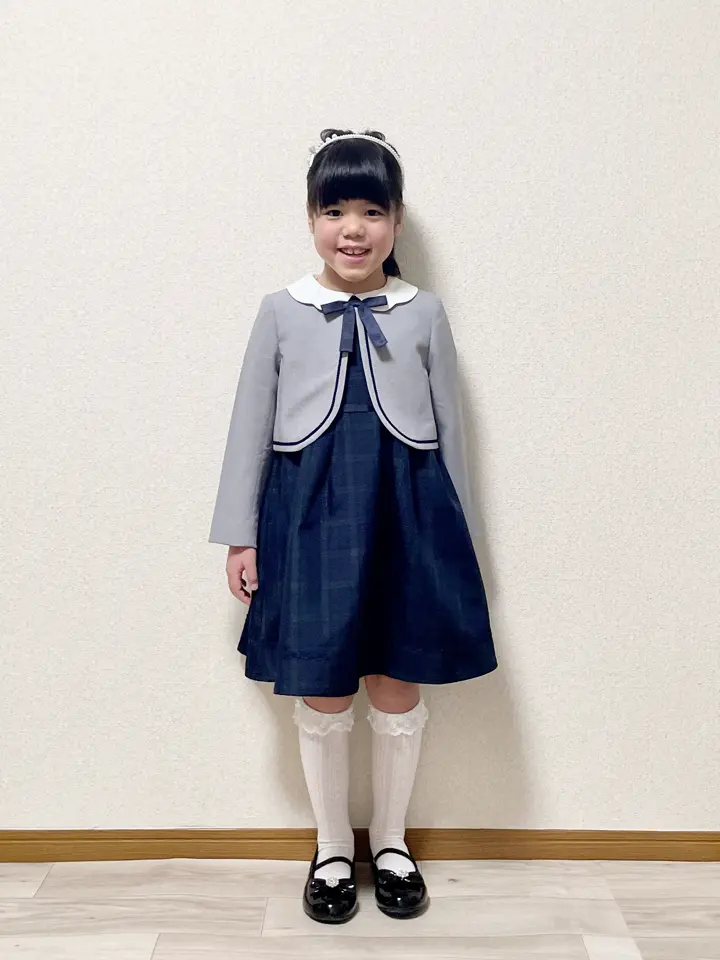 ANY MIKA コーディネート画像