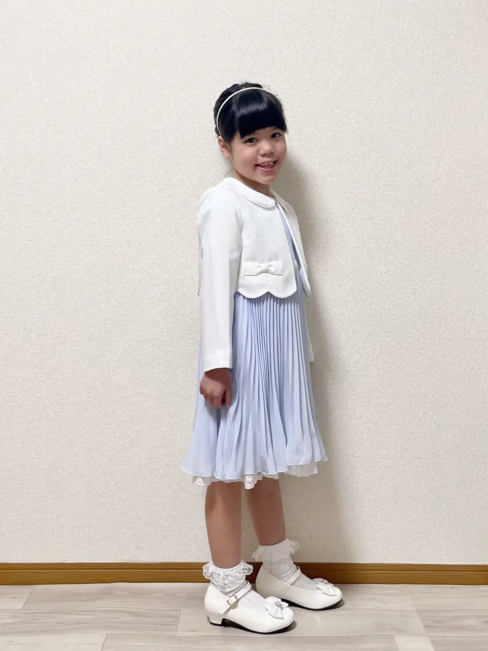 ANY MIKA コーディネート画像