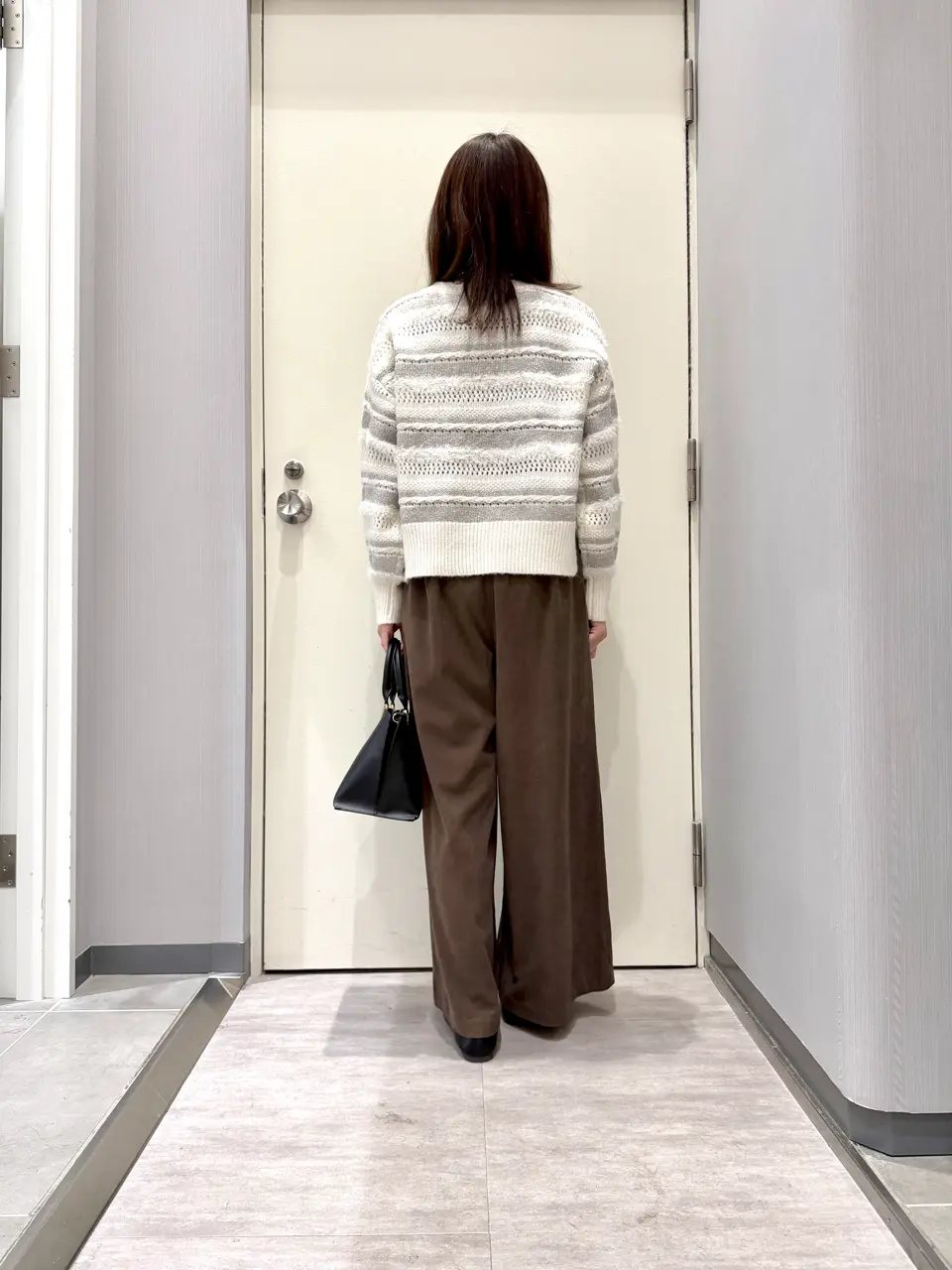 ANY 金井 コーディネート画像