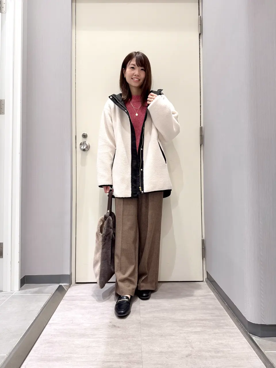 ANY 金井 コーディネート画像