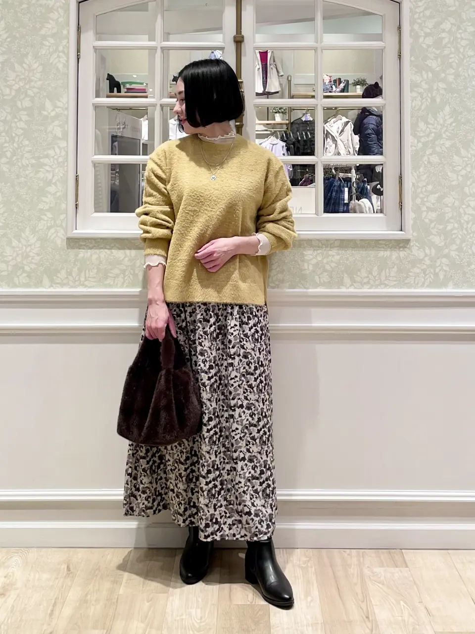 ANY MIKA コーディネート画像