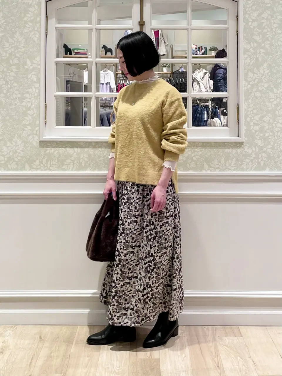 ANY MIKA コーディネート画像