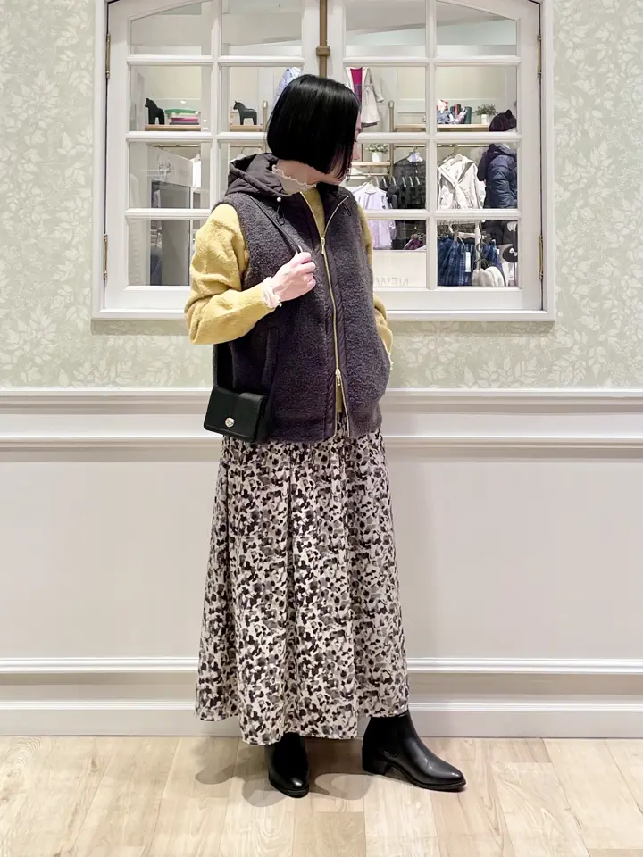 ANY MIKA コーディネート画像