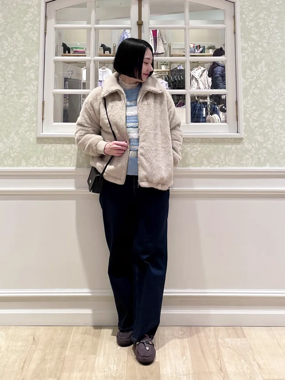  MIKA コーディネート画像