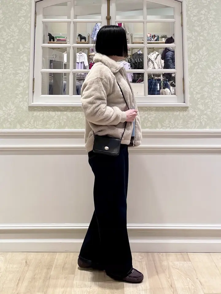 ANY MIKA コーディネート画像