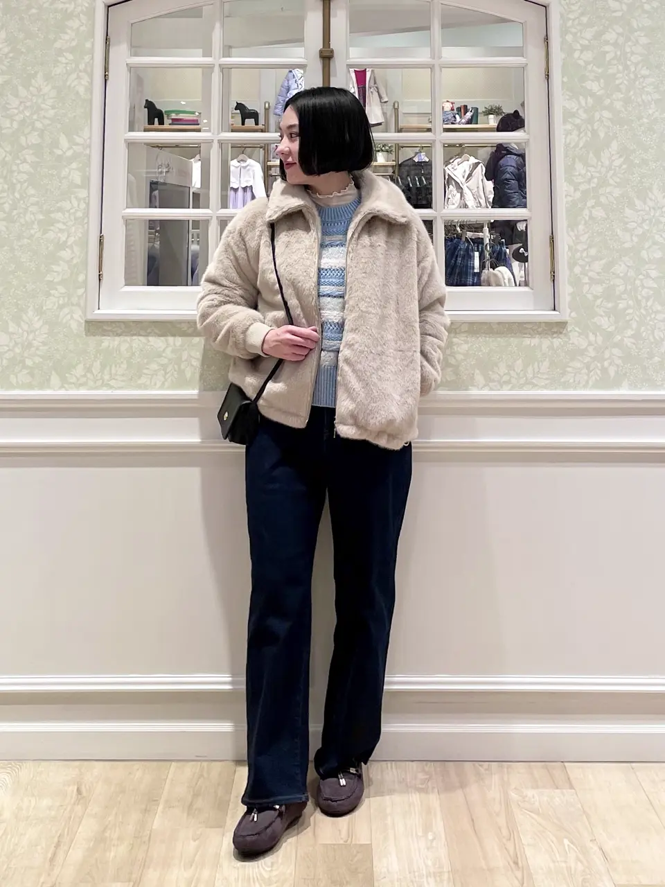 ANY MIKA コーディネート画像